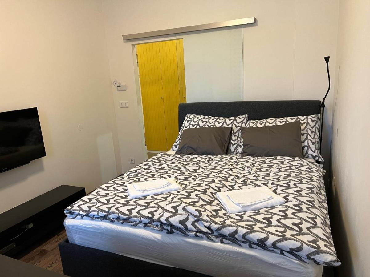 Studio Apartment In Center Brno Exterior foto